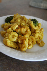 Baked Mac & Cheese with Broccoli