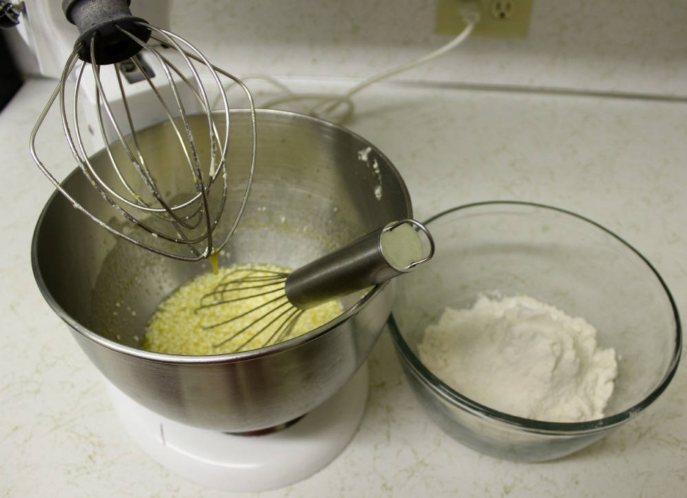 Starbucks Copycat Lemon Bread